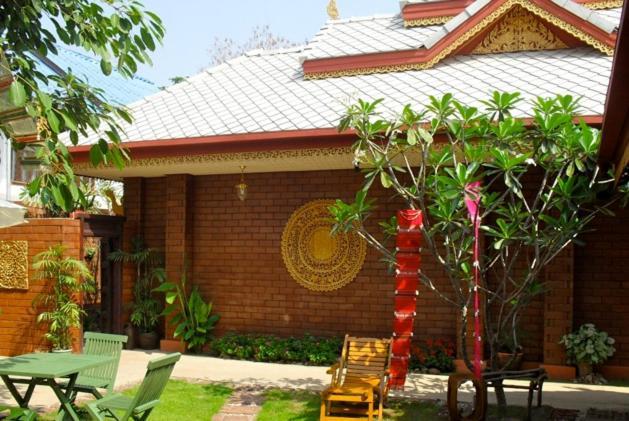 Irawadee Resort Mae Sot Extérieur photo