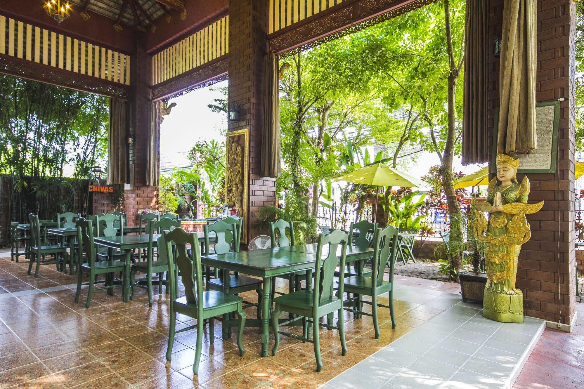 Irawadee Resort Mae Sot Extérieur photo