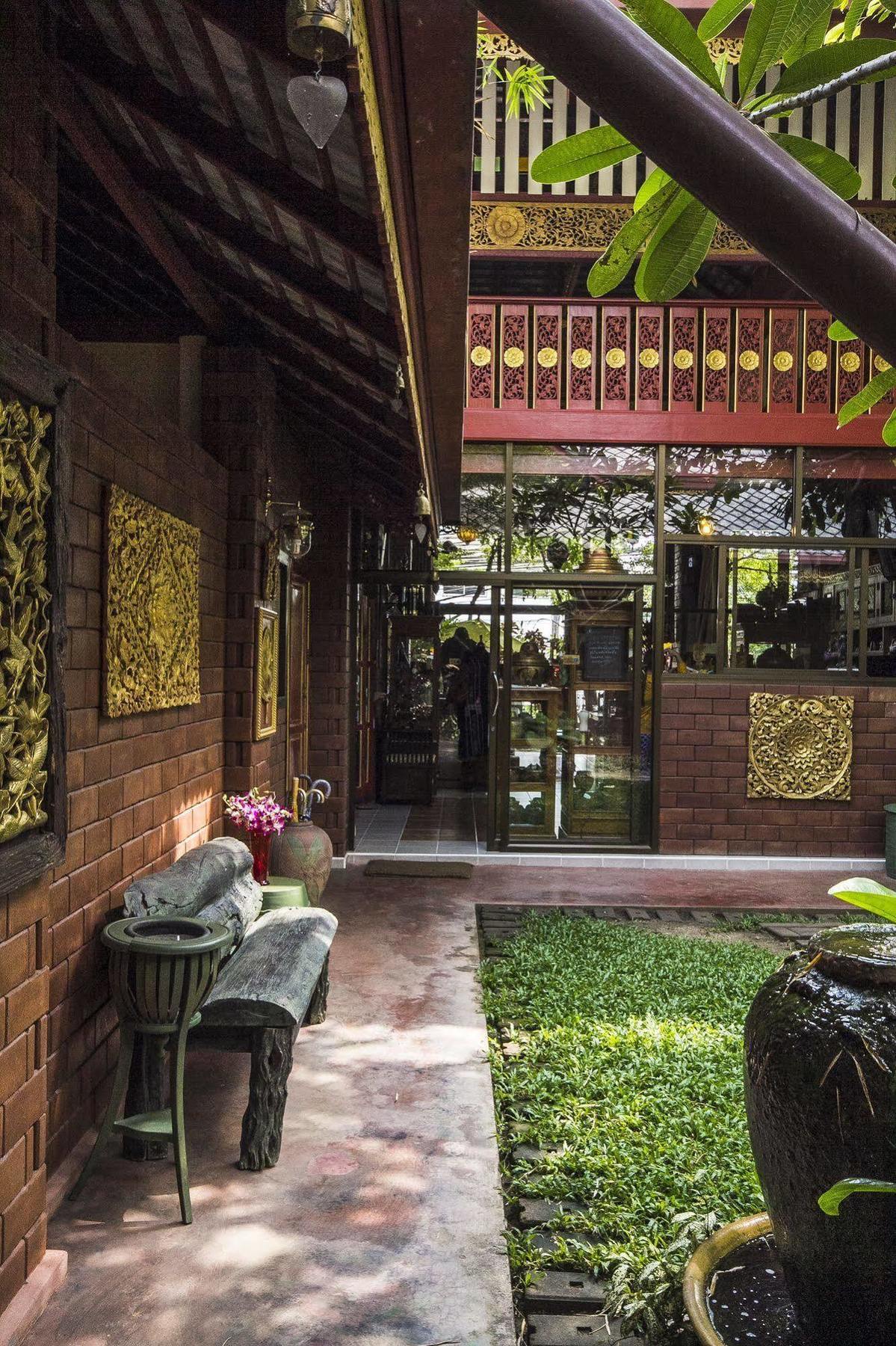Irawadee Resort Mae Sot Extérieur photo