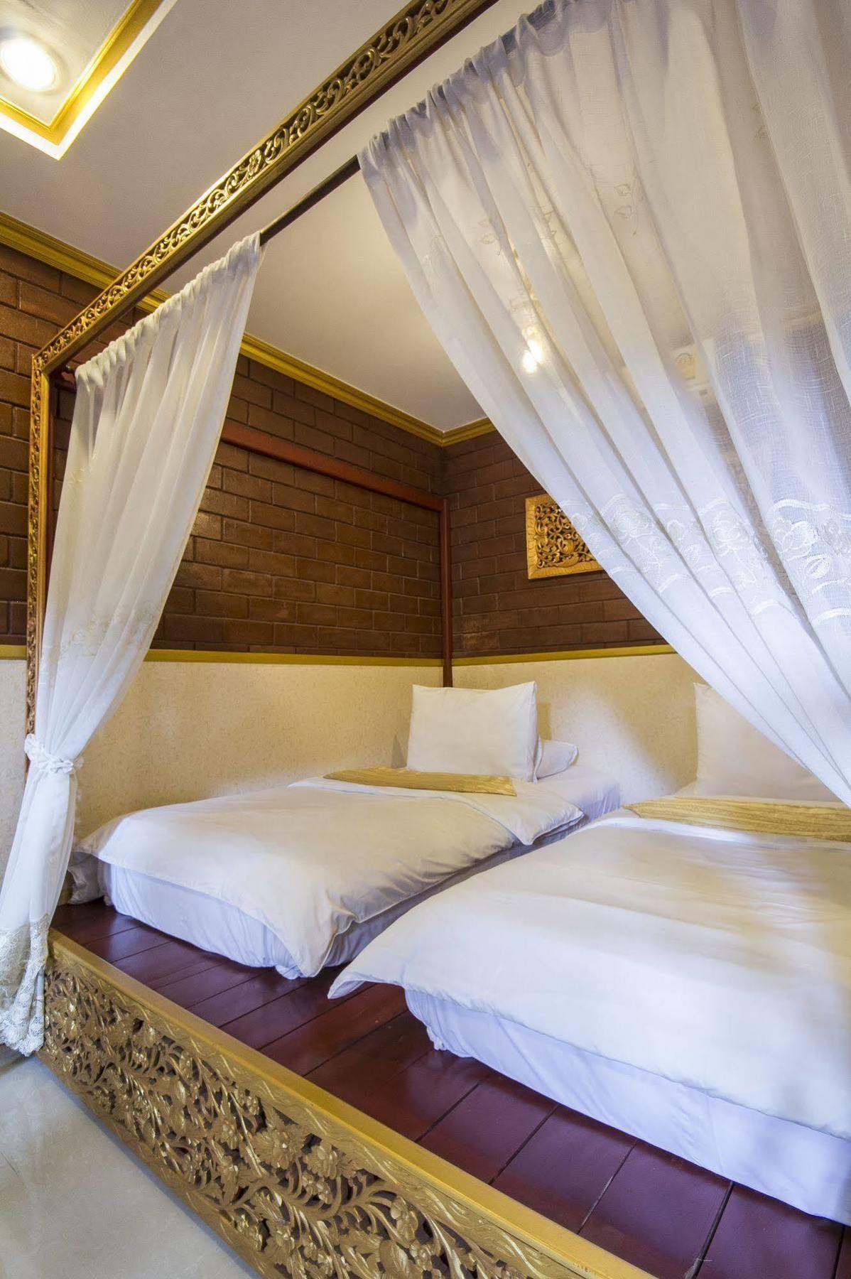 Irawadee Resort Mae Sot Extérieur photo