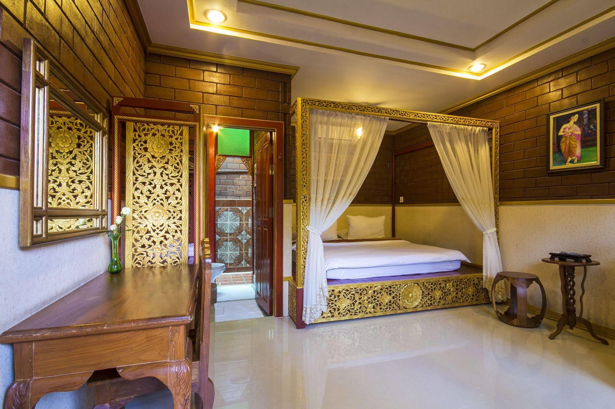 Irawadee Resort Mae Sot Extérieur photo