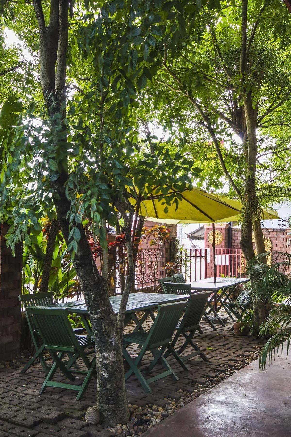 Irawadee Resort Mae Sot Extérieur photo