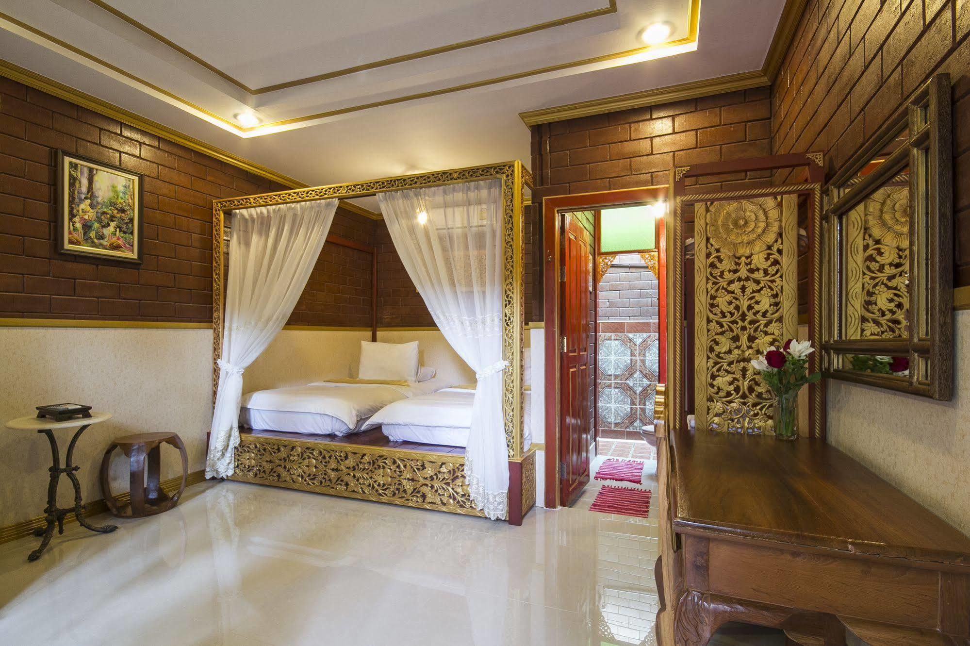 Irawadee Resort Mae Sot Extérieur photo