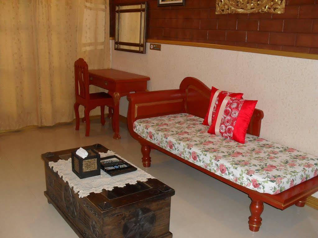 Irawadee Resort Mae Sot Extérieur photo